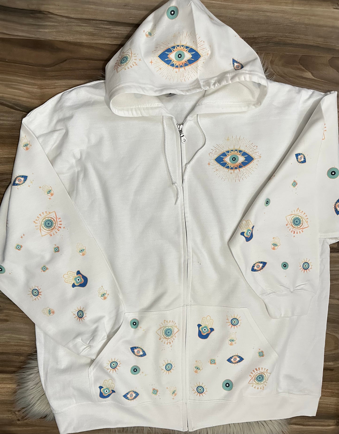 White Zip Up All Seeing Eye Sweatshirtp